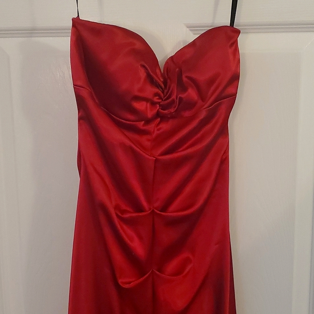 Banites Satin Mermaid Gown